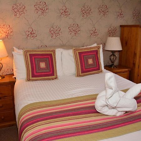 Homagen Bed & Breakfast Roybridge Kültér fotó